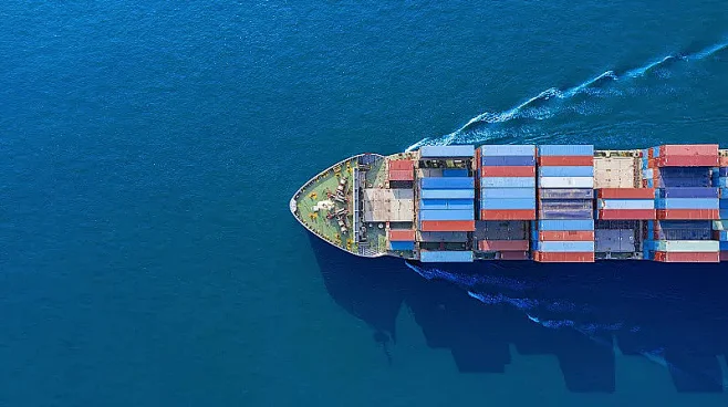 China's import and export trade grew by 3.5% in the first seven months of this year .