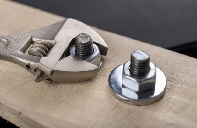 Stainless Steel Standard Parts Locked-Up Condition and Solutions